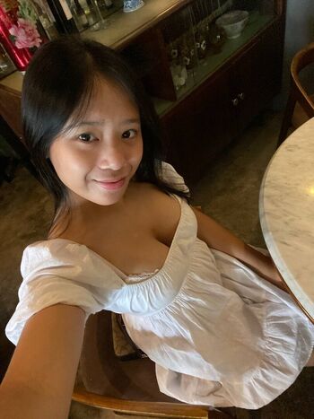 Daphnelowkey Leaked Nude OnlyFans (Photo 7)