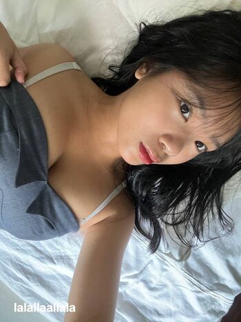 Daphnelowkey Leaked Nude OnlyFans (Photo 8)