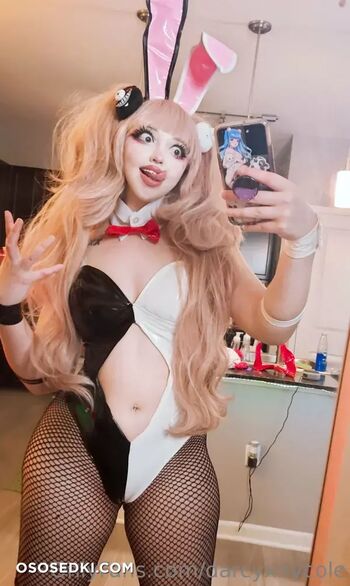 Darcynycole