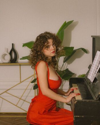 Daria Aref