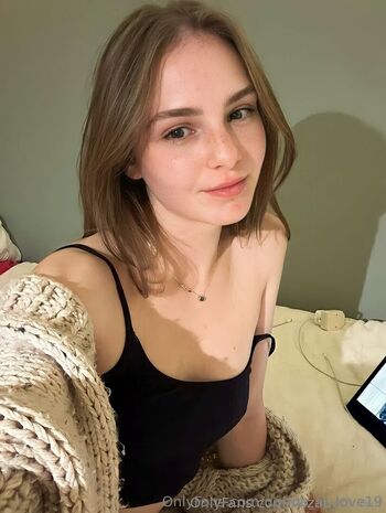 darina_in_love19 Leaked Nude OnlyFans (Photo 19)
