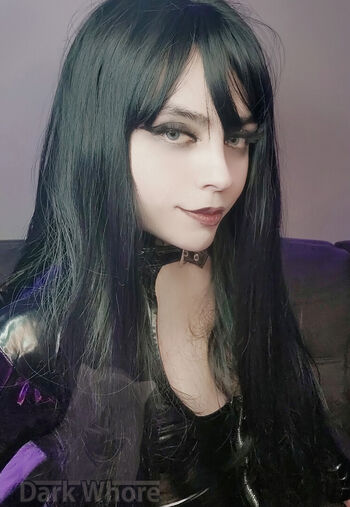 Darkwaifutrap