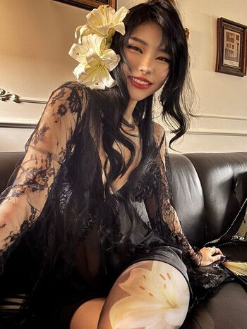 Daturakisses Leaked Nude OnlyFans (Photo 6)