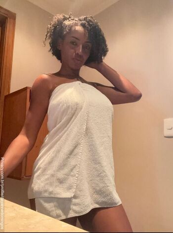 Dayanne Domingos Leaked Nude OnlyFans (Photo 29)