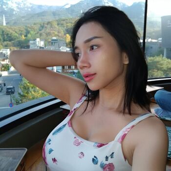 Dearizky Leaked Nude OnlyFans (Photo 2)