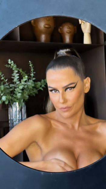 Deborah Secco