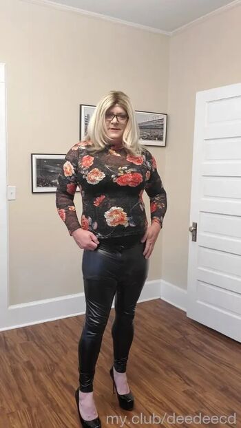 deedeethecd Leaked Nude OnlyFans (Photo 1)