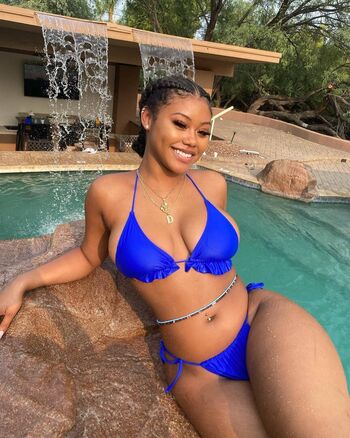 Deja Rennae Leaked Nude OnlyFans (Photo 3)