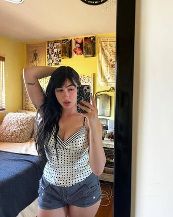 Delilah Raige