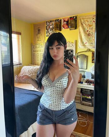 Delilah Raige
