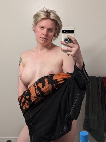 Demongirlcock Leaked Nude OnlyFans (Photo 10)