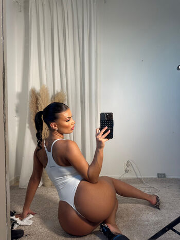 Denice Melinn Leaked Nude OnlyFans (Photo 35)