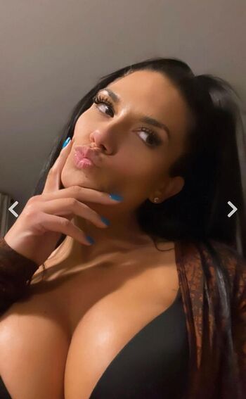 Derynn Paige Leaked Nude OnlyFans (Photo 43)