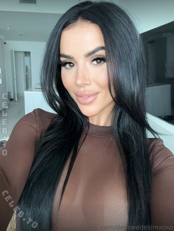 Desiree Desire Leaked Nude OnlyFans (Photo 2)