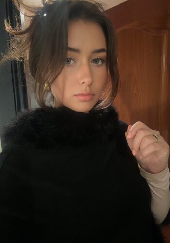 Dharma Willow Leaked Nude OnlyFans (Photo 1)