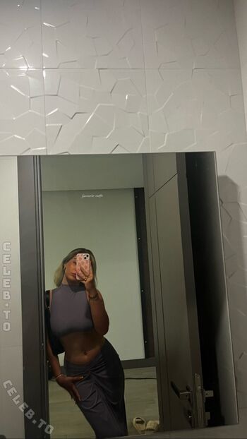 dianaaa.fs Leaked Nude OnlyFans (Photo 6)