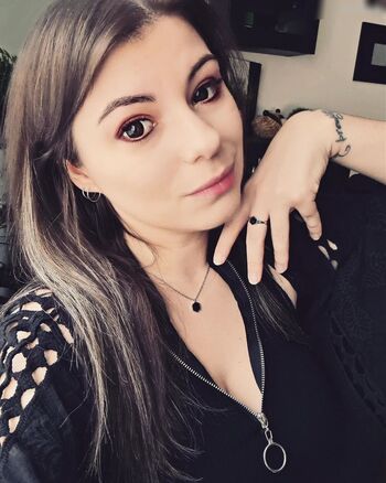 Divi Leaked Nude OnlyFans (Photo 32)