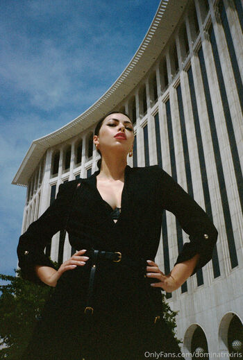 dominatrixiris