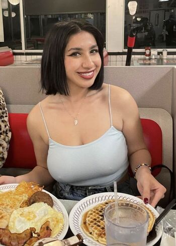 Dominique Arrona Leaked Nude OnlyFans (Photo 4)