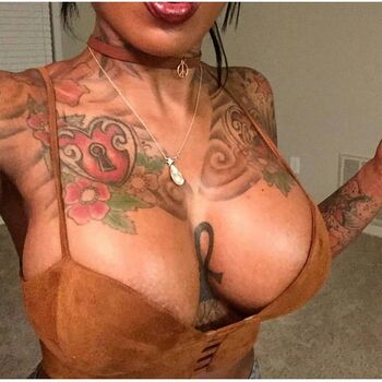 Donna Sowblessed Leaked Nude OnlyFans (Photo 2)