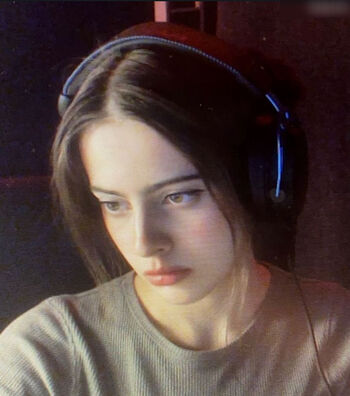 Dorozea Leaked Nude OnlyFans (Photo 3)