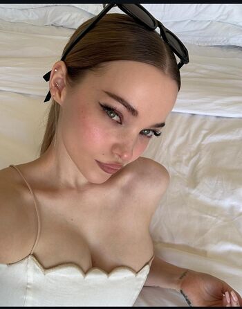 Dove Cameron