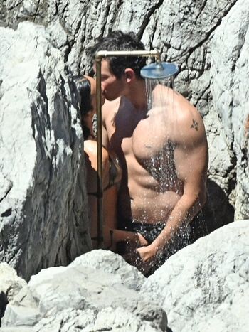 Dua Lipa Leaked Nude OnlyFans (Photo 3611)