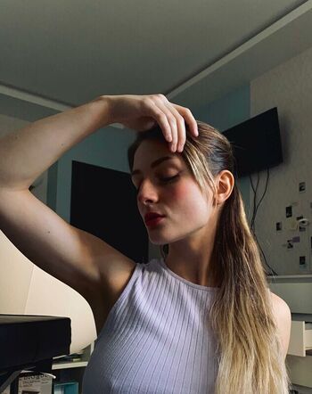 Duckiedoll Leaked Nude OnlyFans (Photo 4)