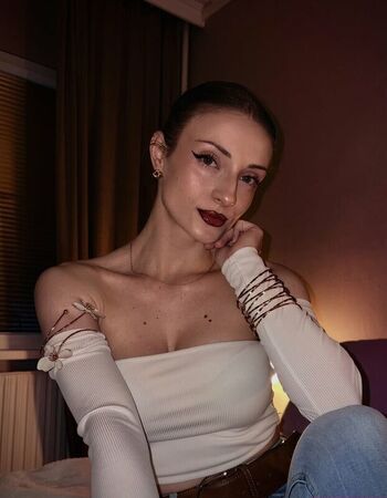 Duckiedoll Leaked Nude OnlyFans (Photo 8)