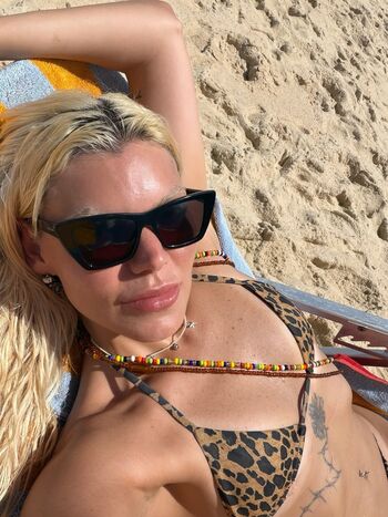 Duda Beat Leaked Nude OnlyFans (Photo 11)