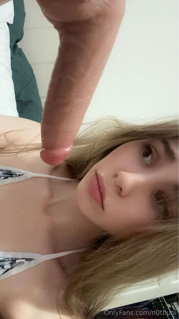 dumbuni Leaked Nude OnlyFans (Photo 34)