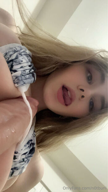 dumbuni Leaked Nude OnlyFans (Photo 36)