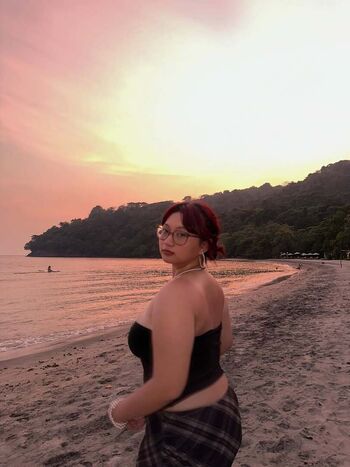 dvmyuna Leaked Nude OnlyFans (Photo 2)