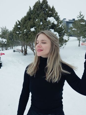 Ecem Karavus Leaked Nude OnlyFans (Photo 2)