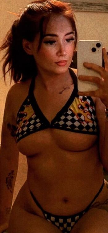 Eden Olivia Dunn Leaked Nude OnlyFans (Photo 1)