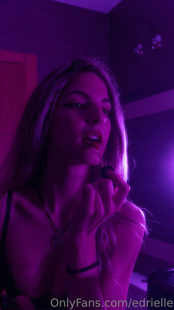 edrielle Leaked Nude OnlyFans (Photo 24)