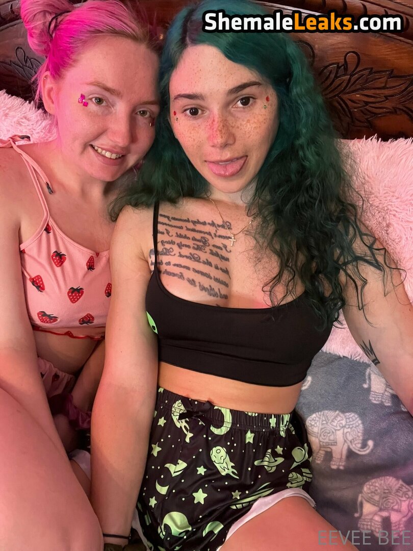Eevee Bee / Eeveebeeshow / eevee_bee / eeveethebee Nude OnlyFans (Photo 478)