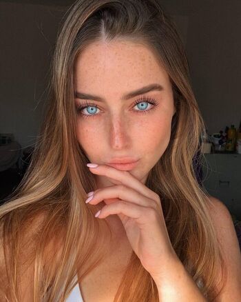 Effy Palarya