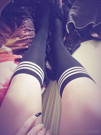 egirl_zoelia