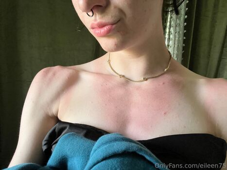 eileen75 Leaked Nude OnlyFans (Photo 22)