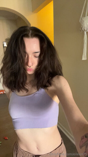 eileen75 Leaked Nude OnlyFans (Photo 30)