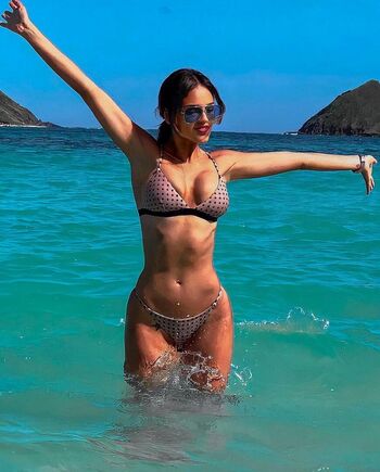 Eiza Gonzalez