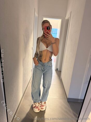 Elena_tight
