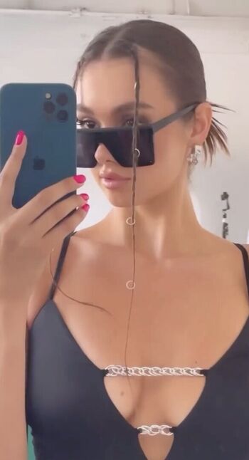 Eleonora Romanova Leaked Nude OnlyFans (Photo 1)