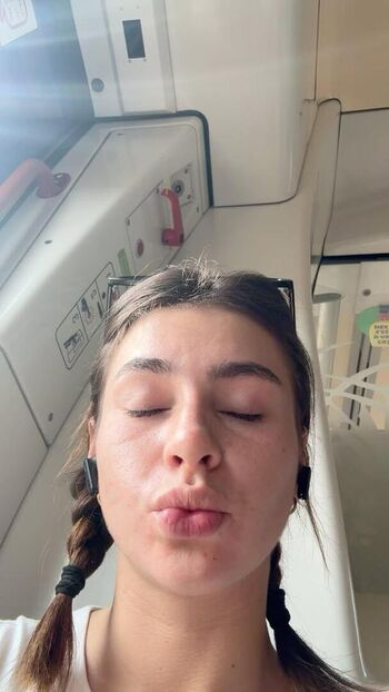 Elisa Valoren Leaked Nude OnlyFans (Photo 2)