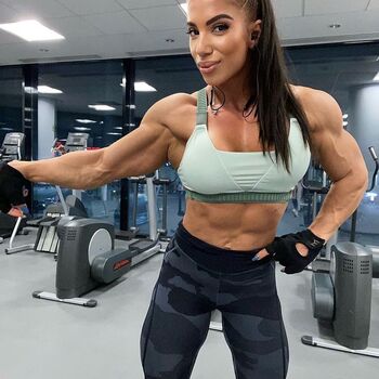 Elisabeta Ionita Leaked Nude OnlyFans (Photo 19)