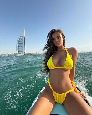 Elise PDN Leaked Nude OnlyFans (Photo 9)
