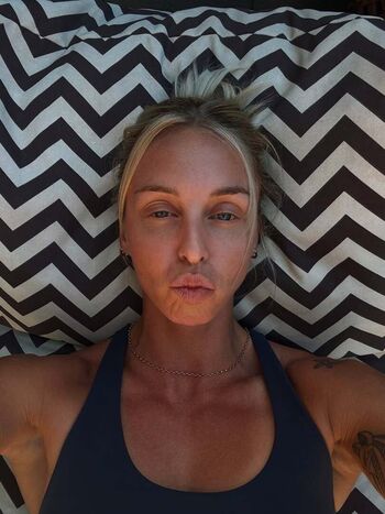 Elizabeth Clay Leaked Nude OnlyFans (Photo 22)