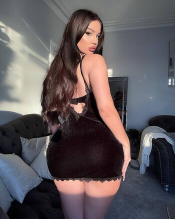 Elizabeth Georgina Leaked Nude OnlyFans (Photo 81)