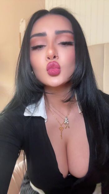 elizalovez Leaked Nude OnlyFans (Photo 5)